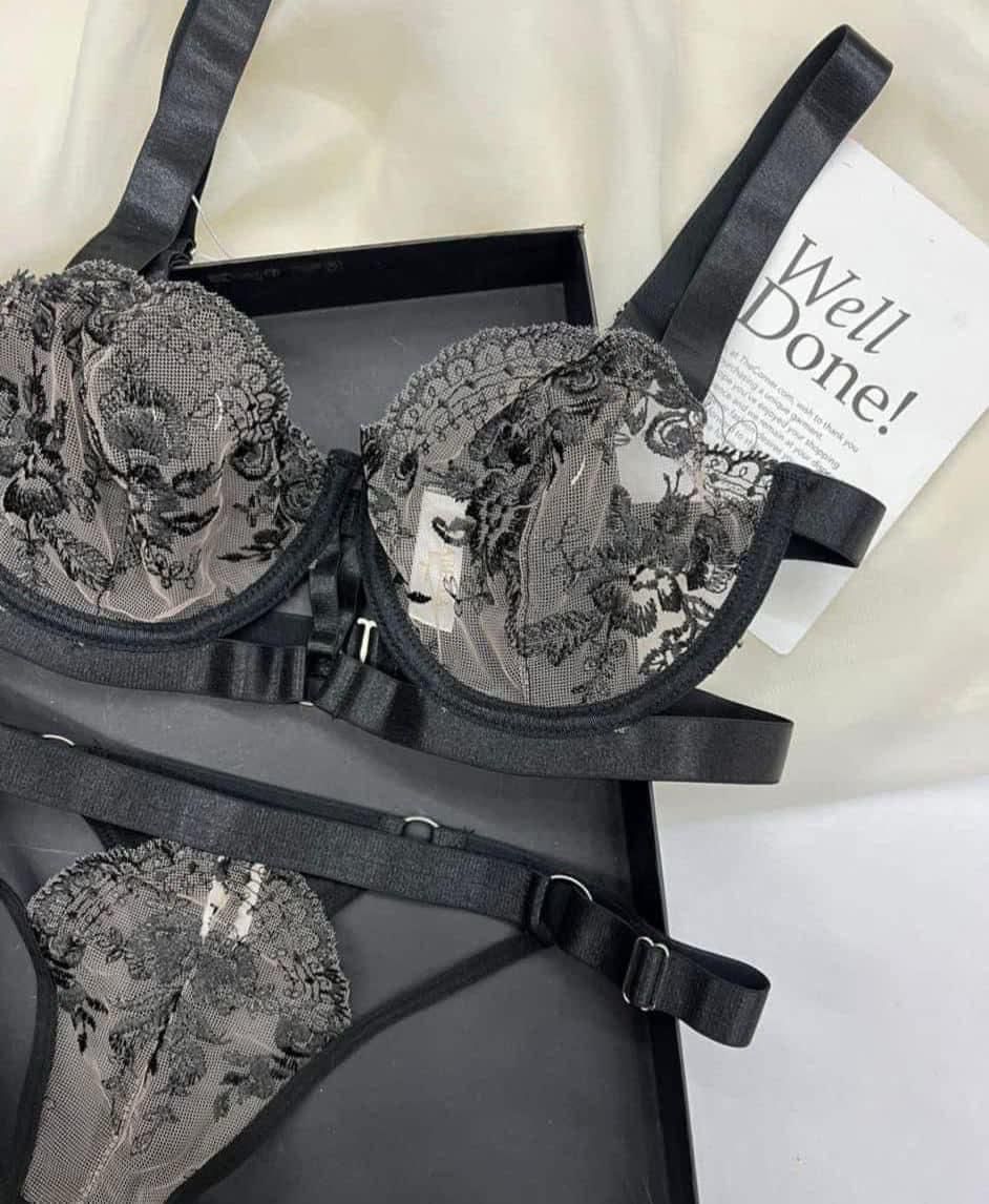 Conjunto de Lencería Fina