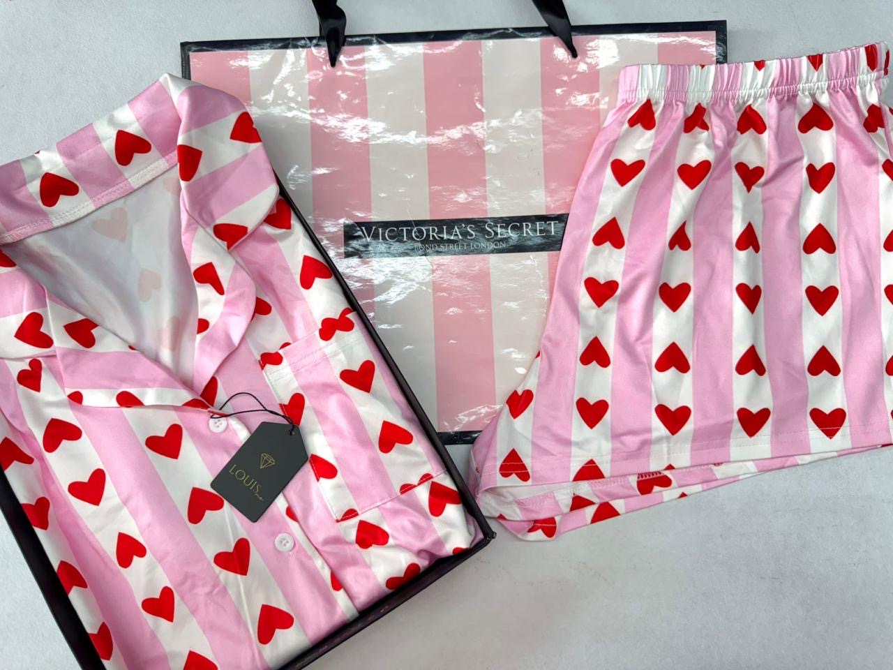 Pijama Satinado de Botones Estilo VS