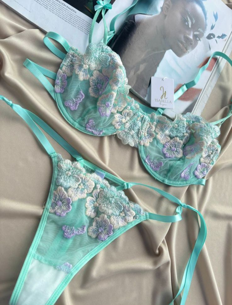 Conjunto de Lencería Fina